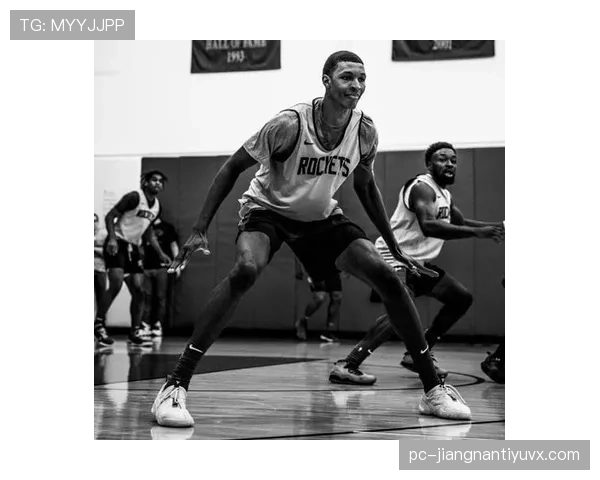 挡拆牵制内线，班切罗比上季更高效