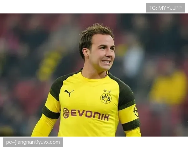 伊萨克在多特蒙德的战术适应性难题与技术转型困境